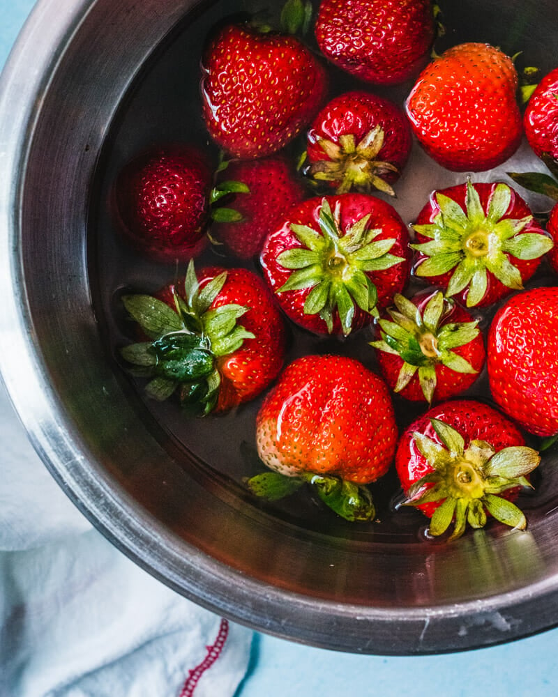 Effective Ways to Clean Strawberries with Vinegar for a Fresh Taste in 2025